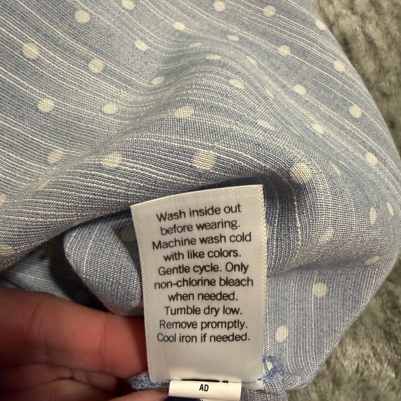 LC Lauren Conrad Blue and White Polka Dot Blouse - Picture 6 of 6